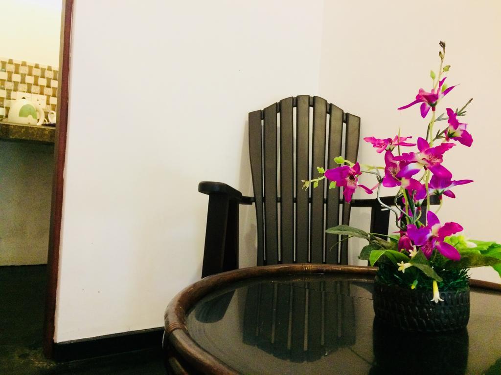 Damith Tourist Inn Mirissa Dış mekan fotoğraf