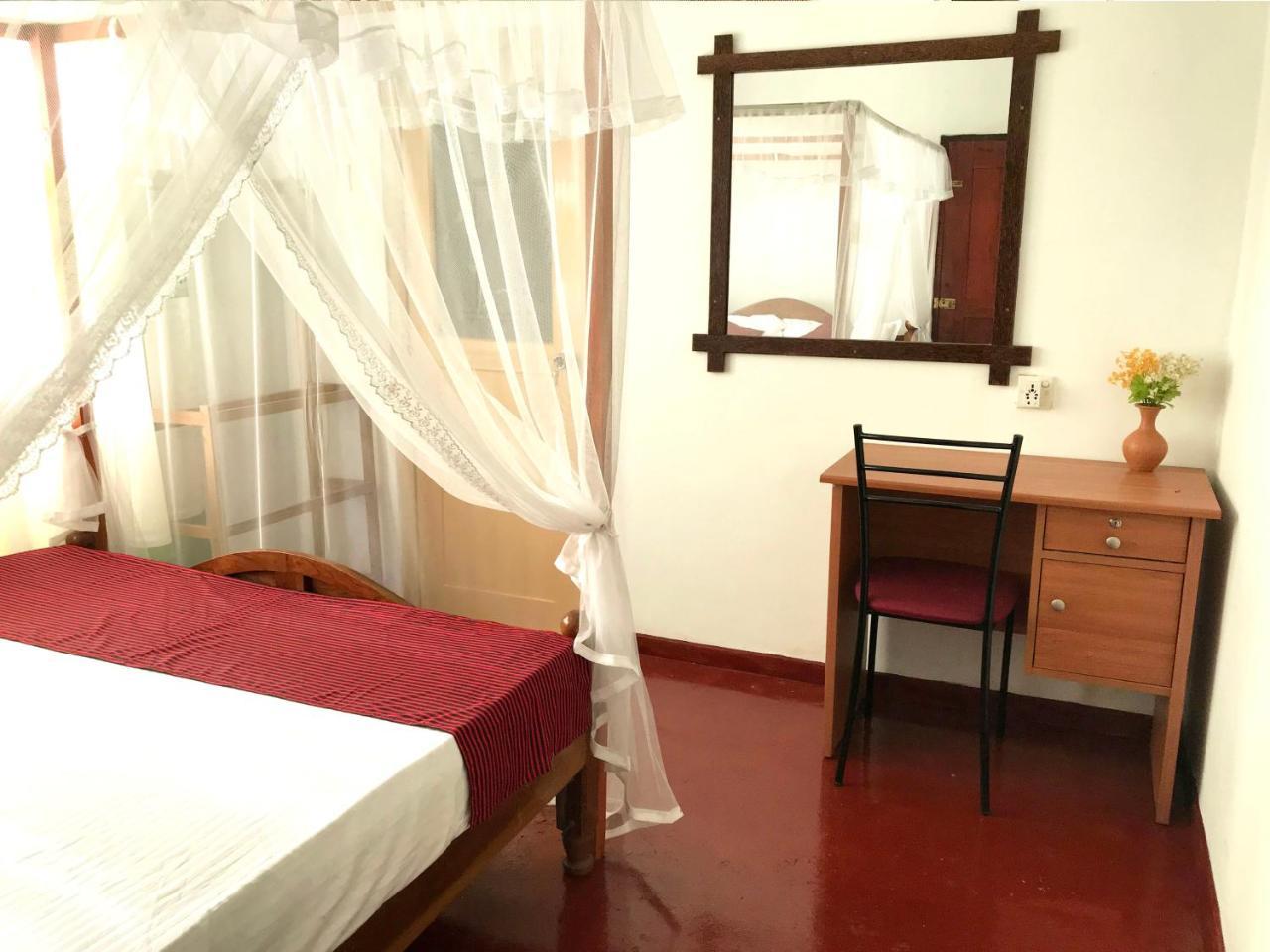 Damith Tourist Inn Mirissa Dış mekan fotoğraf